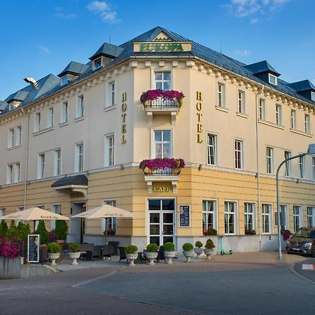 Hotel Europa Poprad Exterior photo