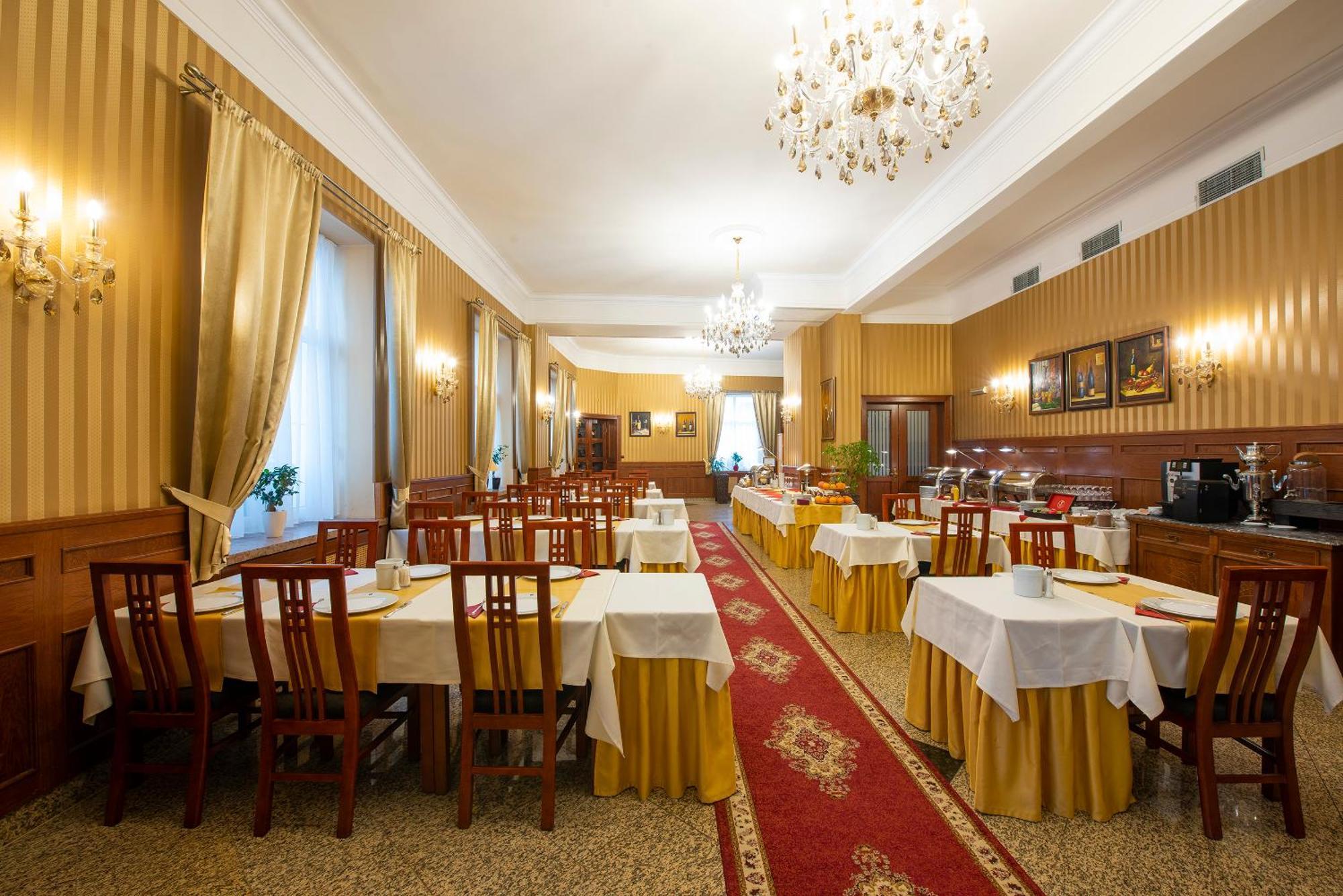 Hotel Europa Poprad Exterior photo