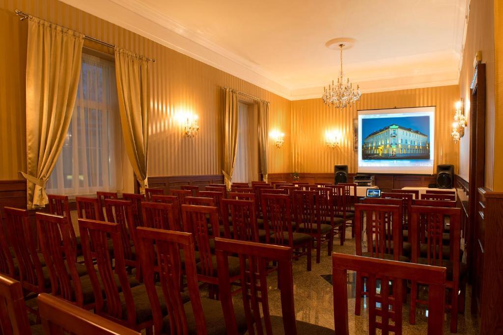 Hotel Europa Poprad Exterior photo